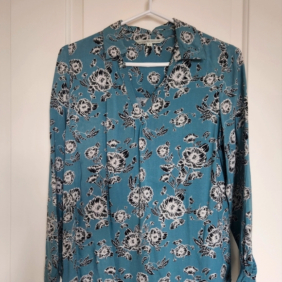 Top - Picture 1 of 4